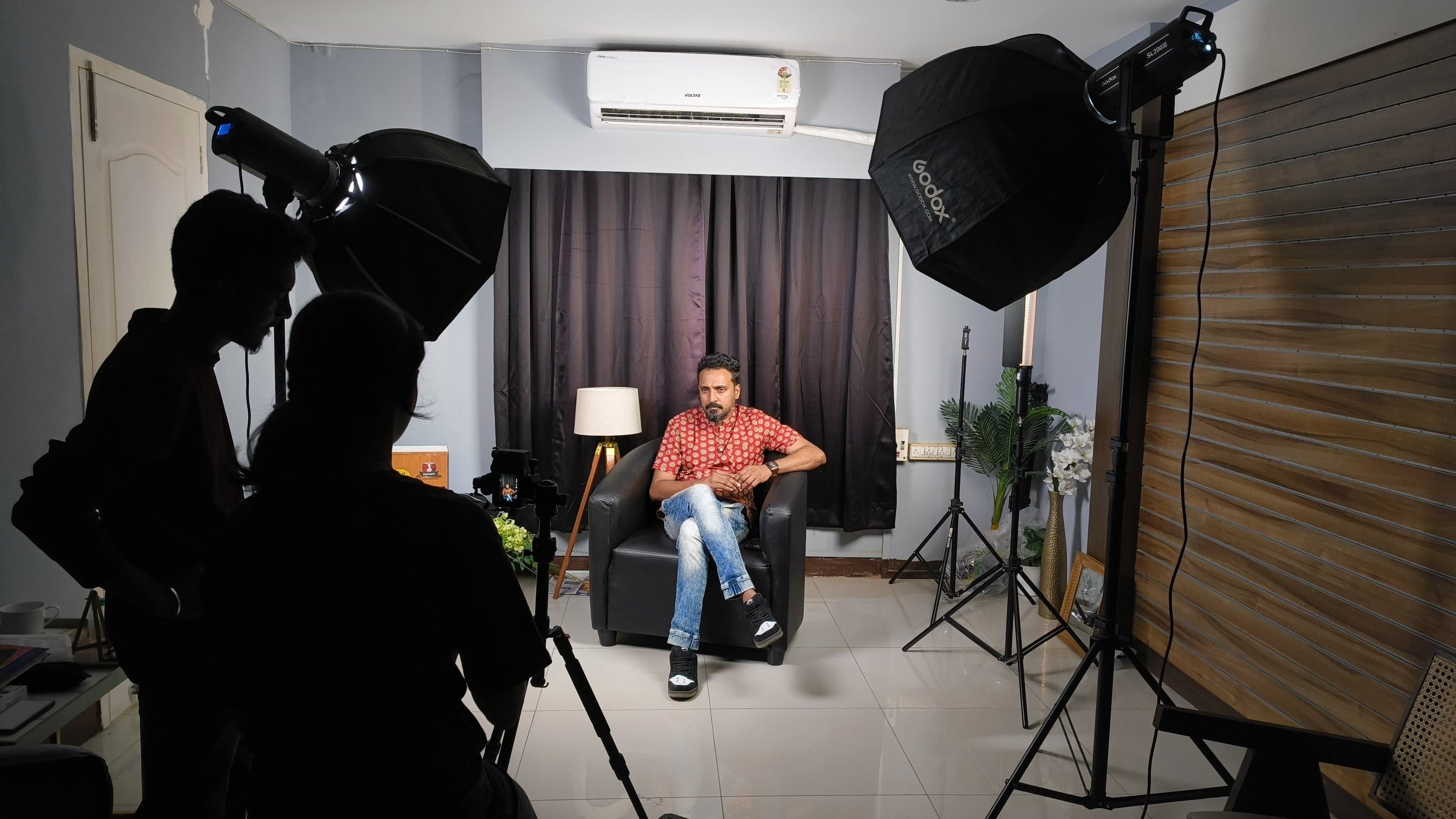 Branding Videos - Professional studio session in chair